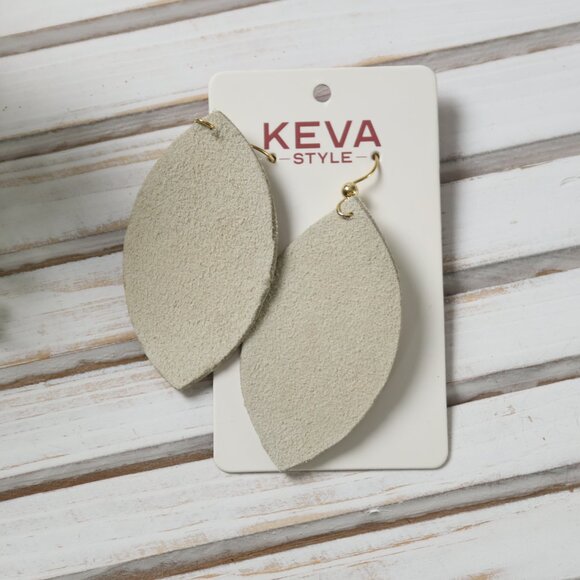 🆕 Keva Style Starburst Tan Earrings - Picture 6 of 7